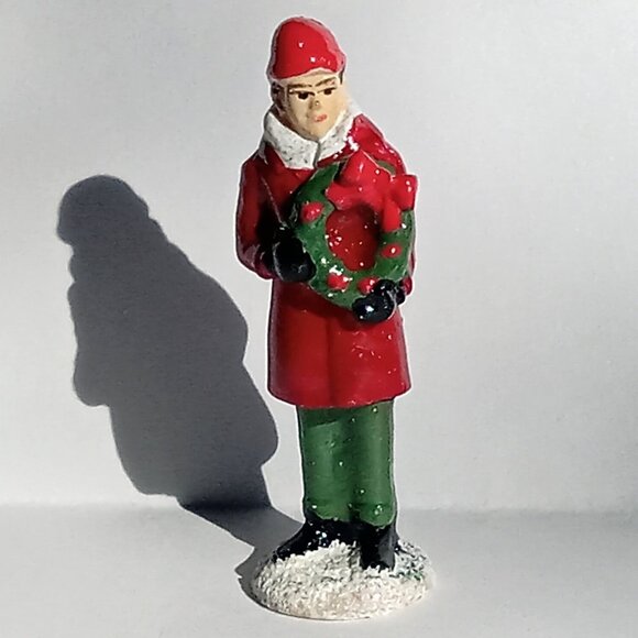 ๐ฏ 10 for $12 / Christmas Village Person holding Wreath - Picture 1 of 8